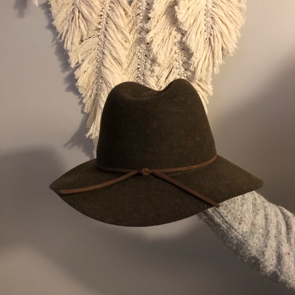 Wool Fall Hat - Picture 2 of 5